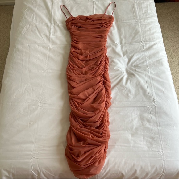 House of CB Sirene Antique Rose Gathered Organza Mesh Midi Dress - Picture 7 of 8